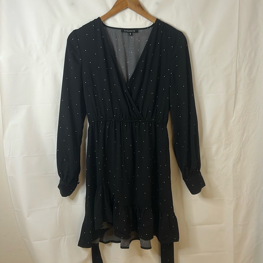 Dynamite ruffle wrap dress women’s size small polka dots 
Long sleeved black